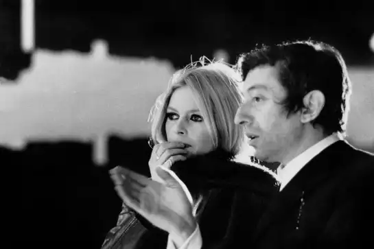 Photo de Brigitte Bardot et Serge Gainsbourg - affiche acteurs et actrices celebres
