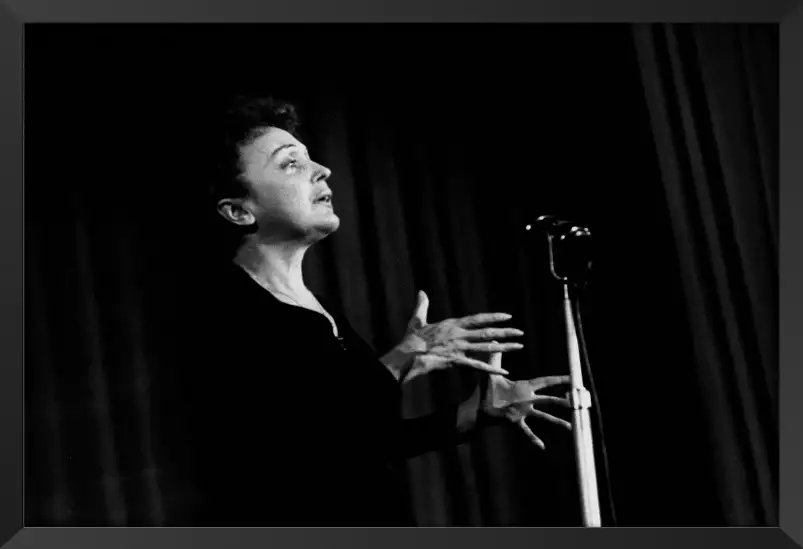 Edith Piaf sur scène en 1959 - photos noir et blanc célébrités