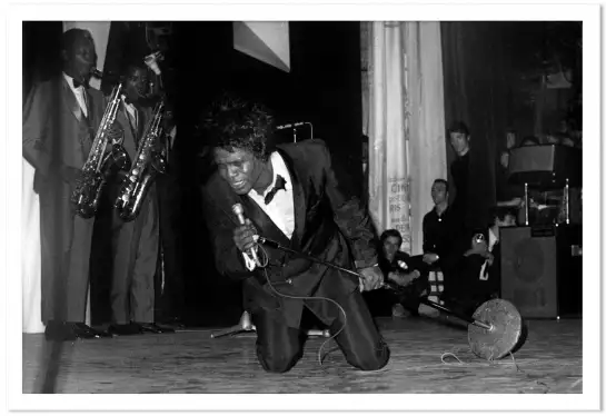 James Brown sur scène en 1967 - affiche chanteur