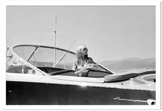 Brigitte Bardot à Nice en 1965 - affiche vintage noir et blanc