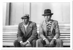 Photo de Jean-Paul Belmondo et Alain Delon - affiche acteurs noir et blanc
