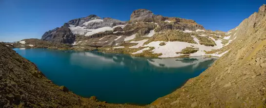 Photo Lac glacé du Mont perdu - paysage montagne