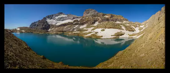 Photo Lac glacé du Mont perdu - paysage montagne