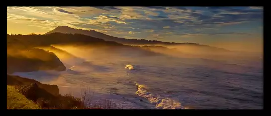 Lumière sur La corniche - paysage coucher de soleil