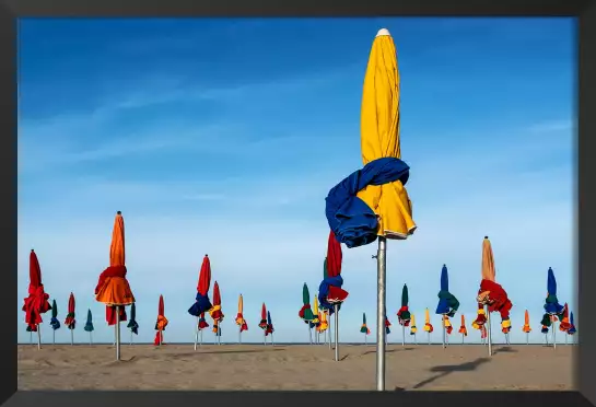 Les Parapluies de Deauville - affiche plage