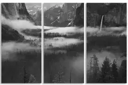 Brouillard flottant dans la vallée de Yosemite - tableau paysage