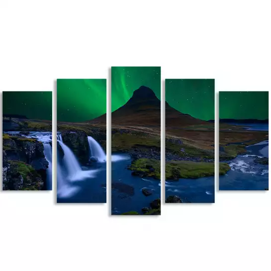 Kirkjufell et ciel vert boréal - poster paysage